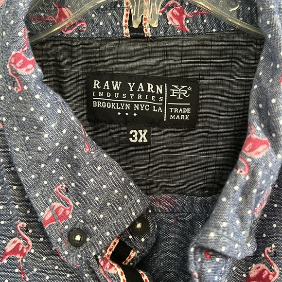 Flamingo button down - Picture 5 of 6